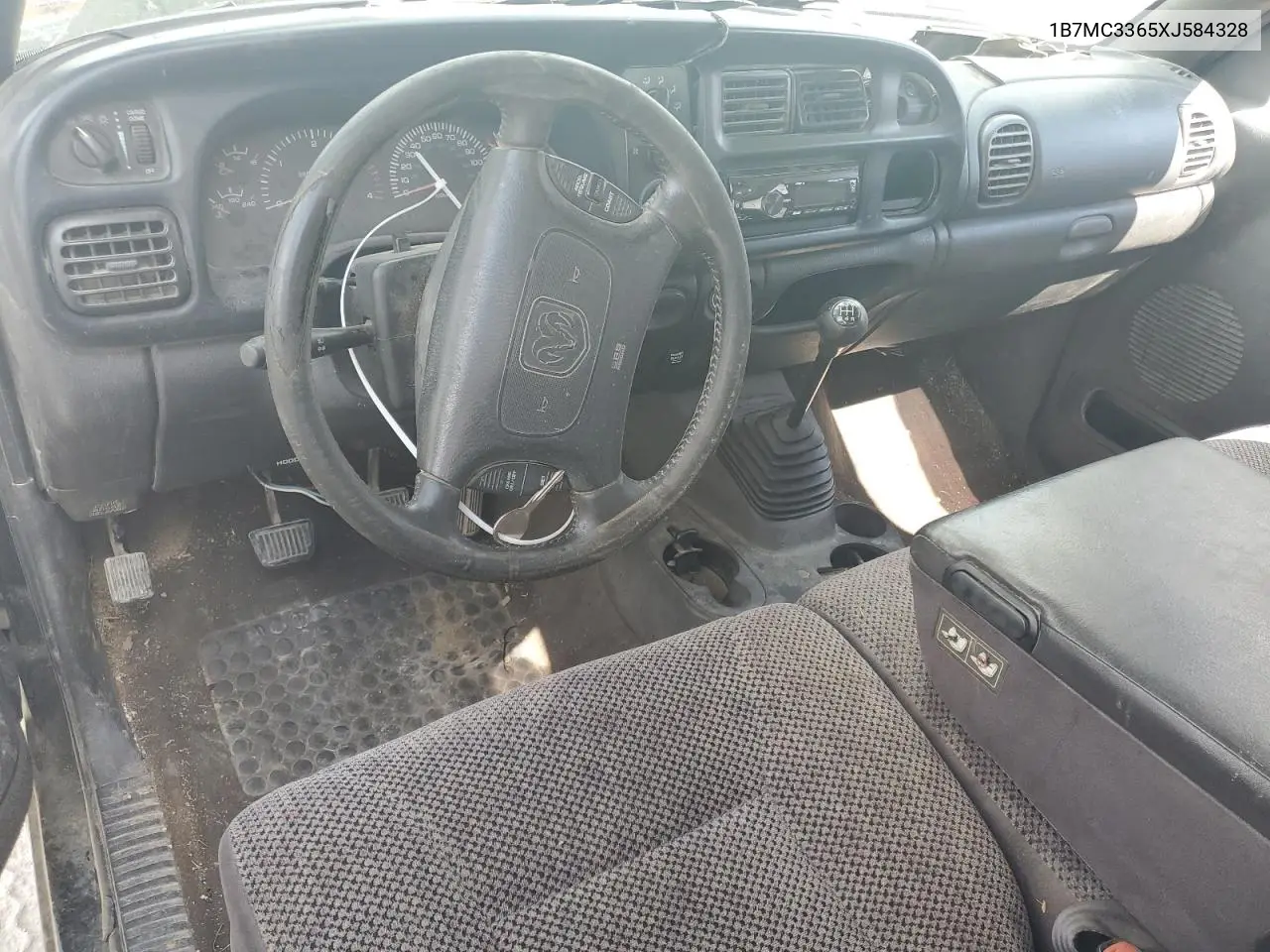 1999 Dodge Ram 3500 VIN: 1B7MC3365XJ584328 Lot: 62157015