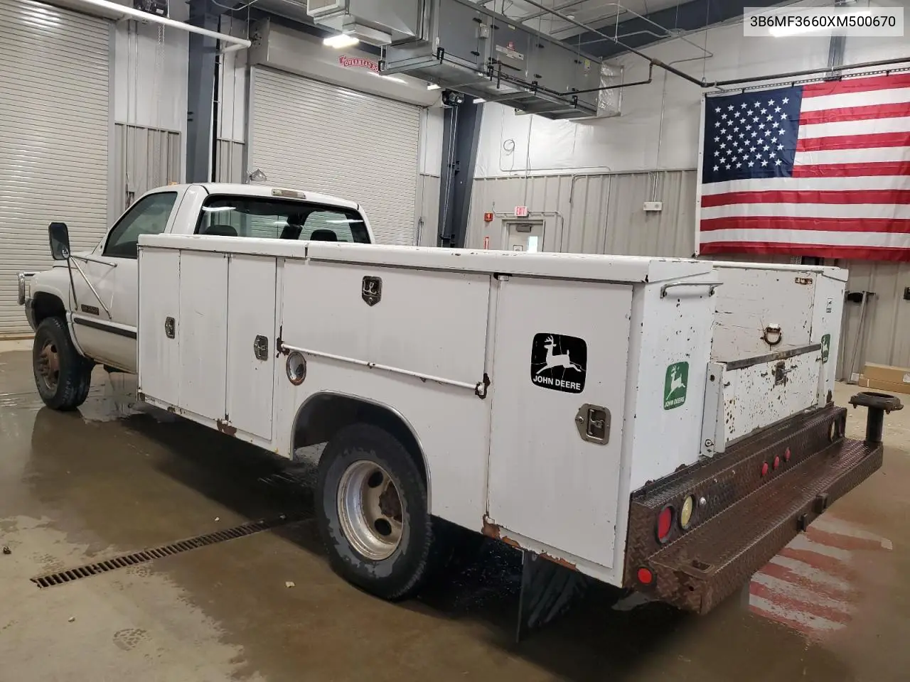 1999 Dodge Ram 3500 VIN: 3B6MF3660XM500670 Lot: 62959005