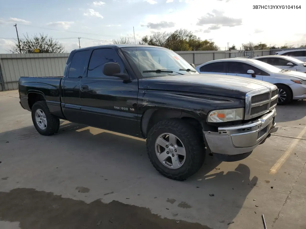 2000 Dodge Ram 1500 VIN: 3B7HC13YXYG104164 Lot: 45096325