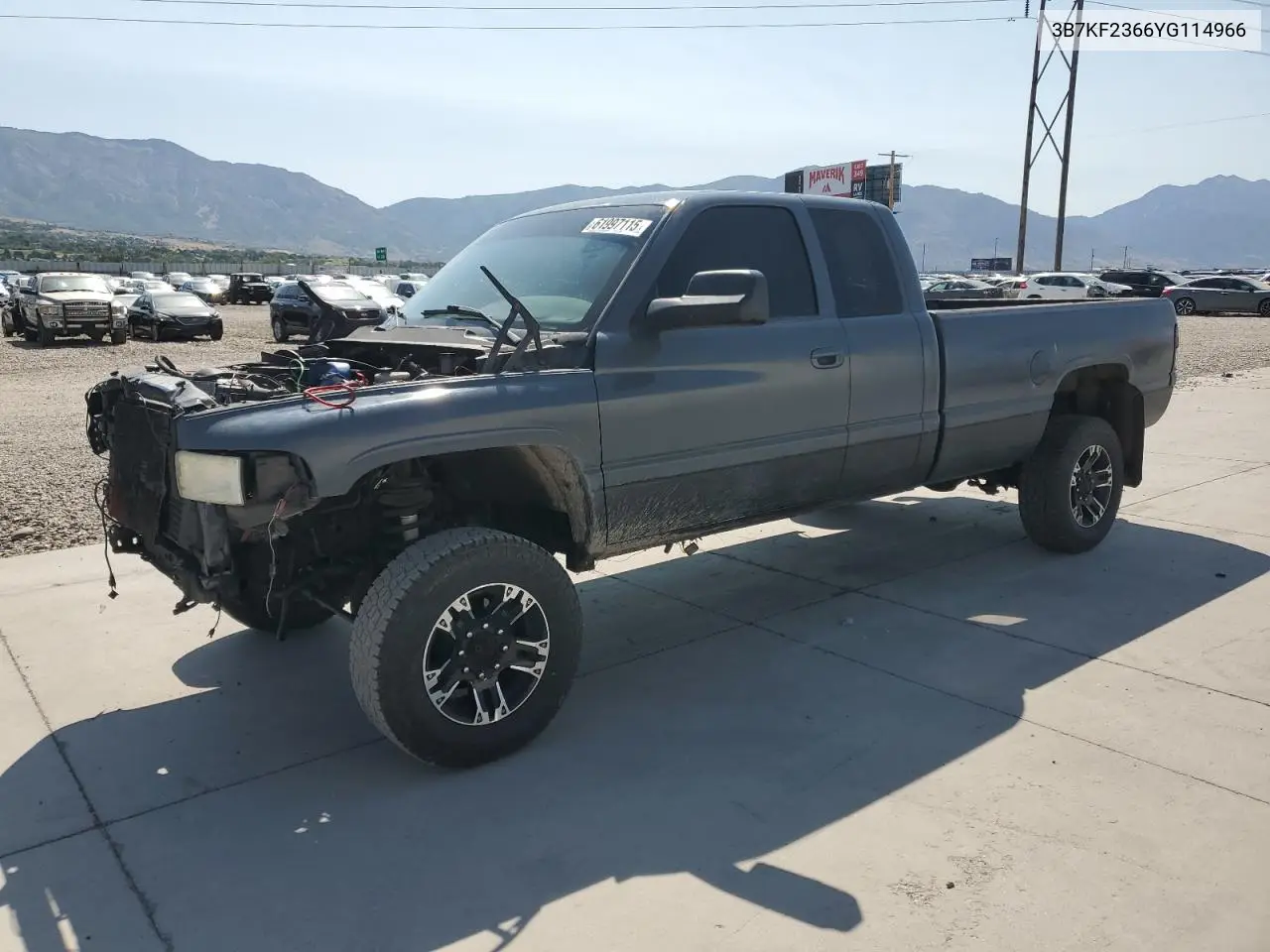 2000 Dodge Ram 2500 VIN: 3B7KF2366YG114966 Lot: 61997115
