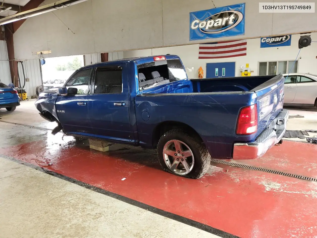 2009 Dodge Ram 1500 VIN: 1D3HV13T19S749849 Lot: 62477255