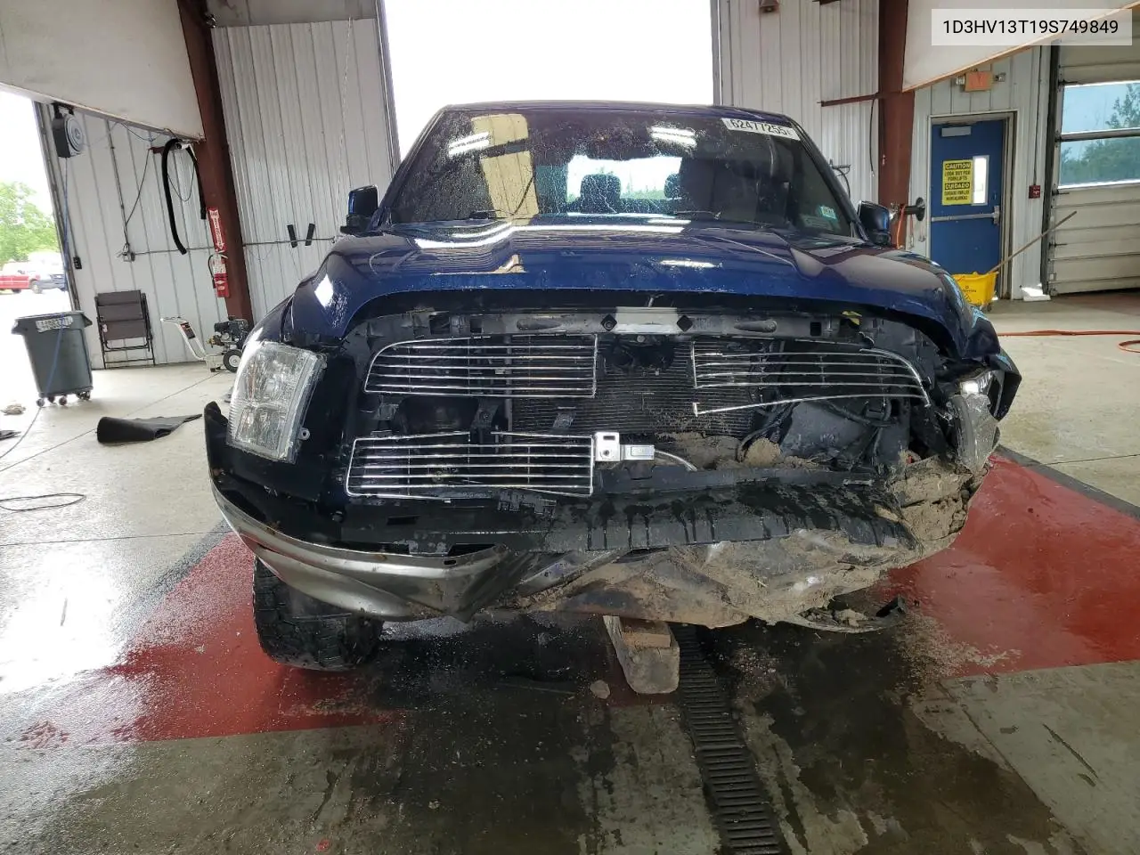 2009 Dodge Ram 1500 VIN: 1D3HV13T19S749849 Lot: 62477255