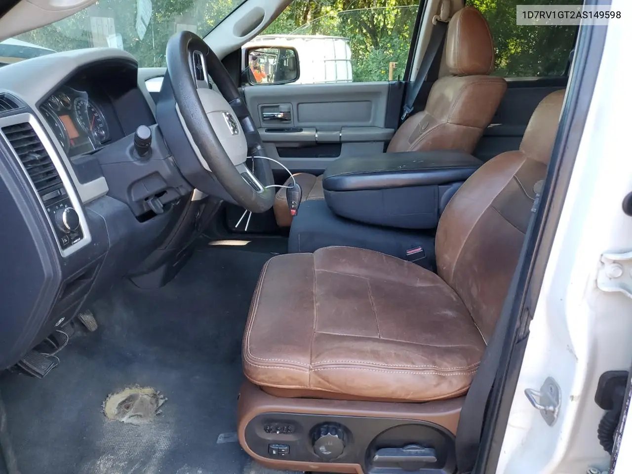 2010 Dodge Ram 1500 VIN: 1D7RV1GT2AS149598 Lot: 65699035