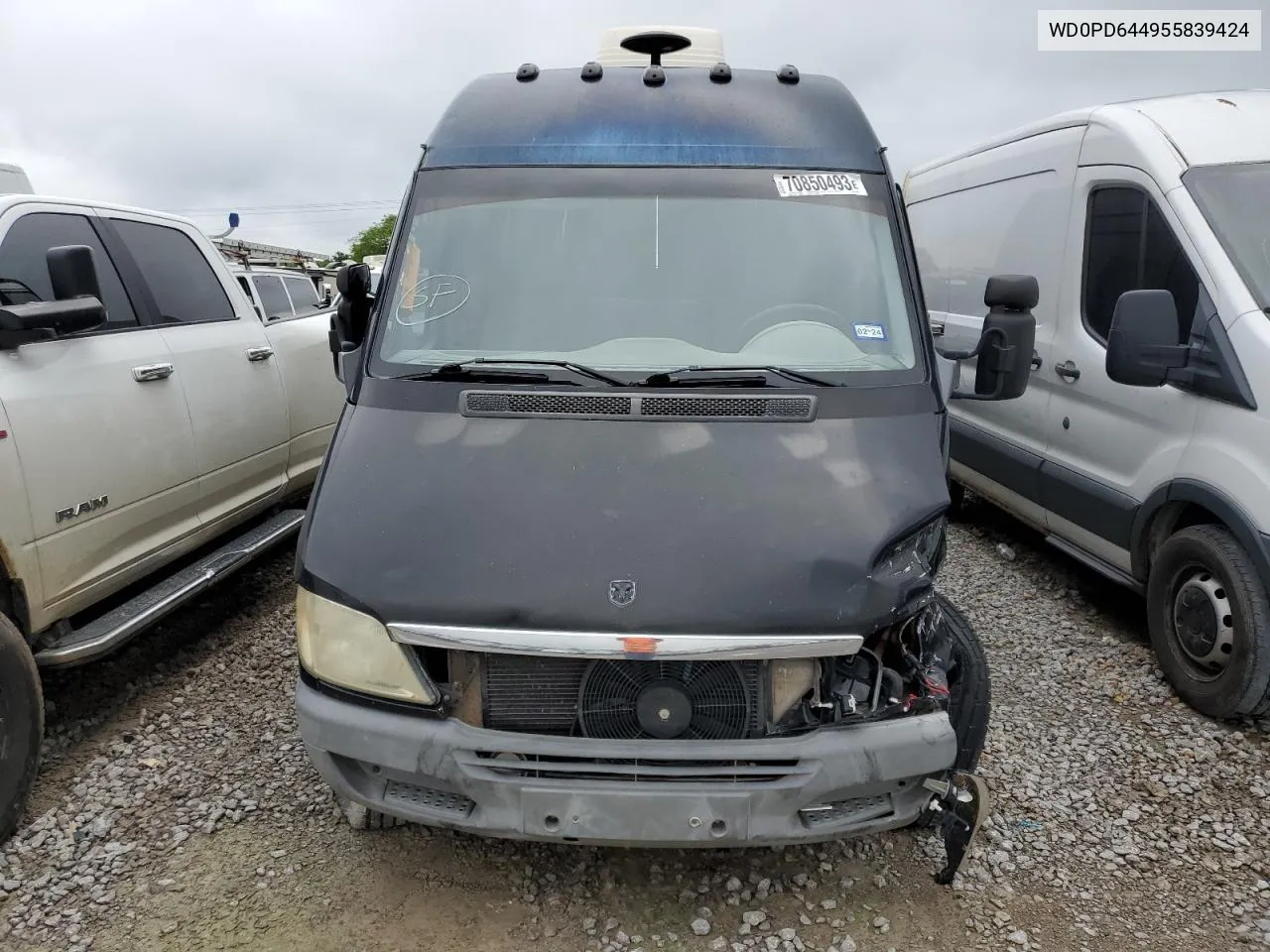 2005 Dodge Sprinter 2500 VIN: WD0PD644955839424 Lot: 70850493