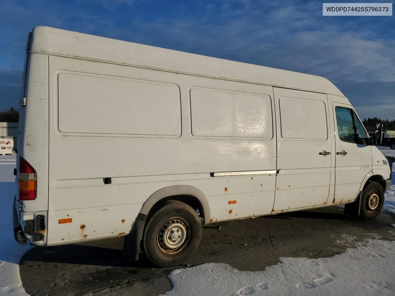 2005 Dodge Sprinter 2500 VIN: WD0PD744255796373 Lot: 87955155