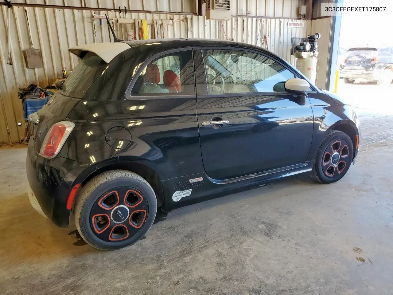 2014 Fiat 500 Electric VIN: 3C3CFFGEXET175807 Lot: 62706475