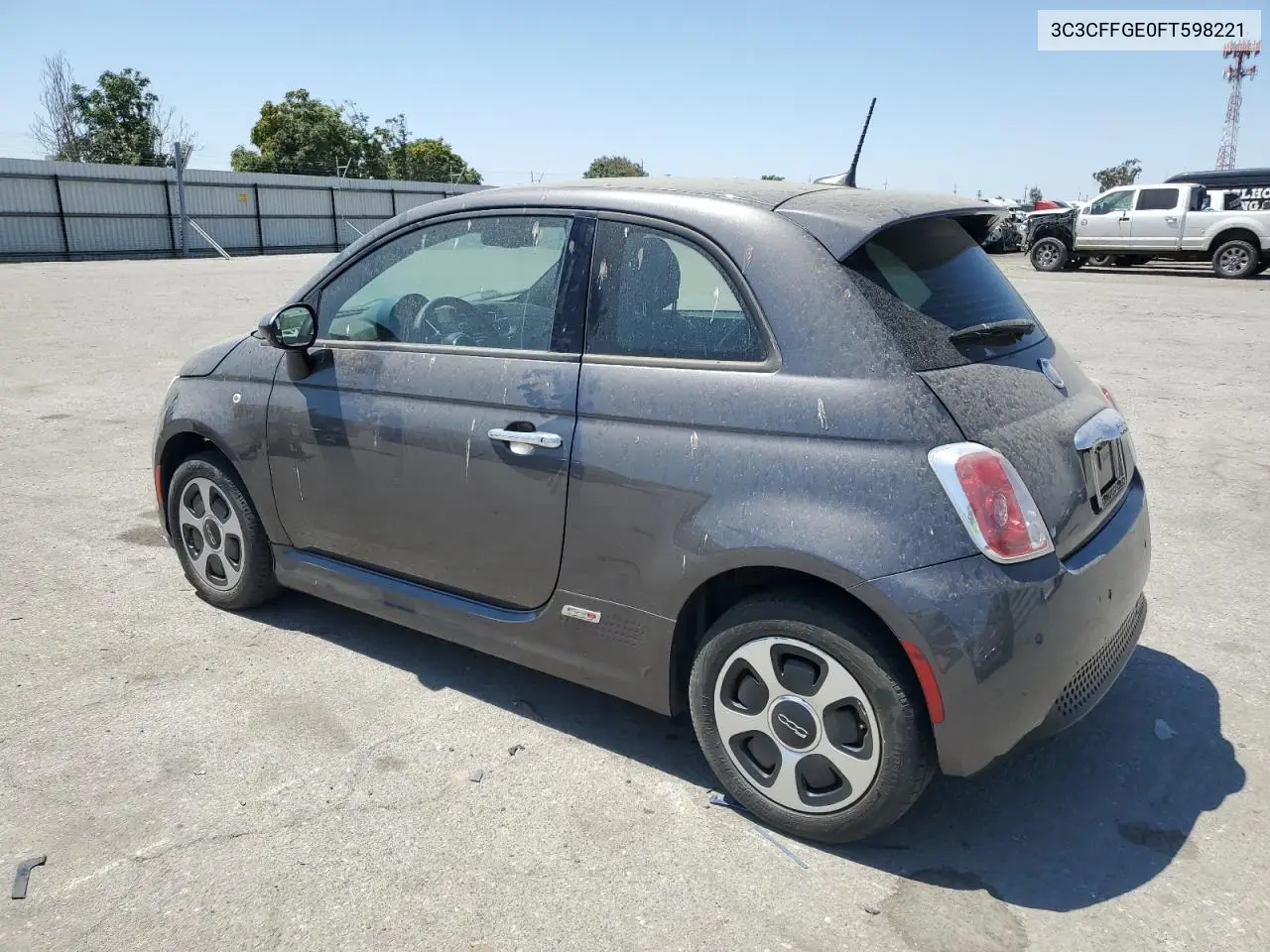 2015 Fiat 500 Electric VIN: 3C3CFFGE0FT598221 Lot: 62610385