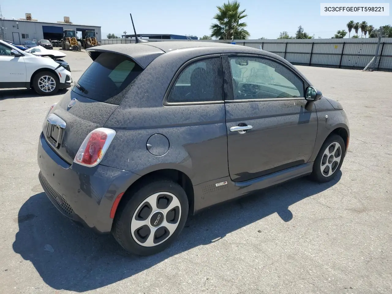 2015 Fiat 500 Electric VIN: 3C3CFFGE0FT598221 Lot: 62610385