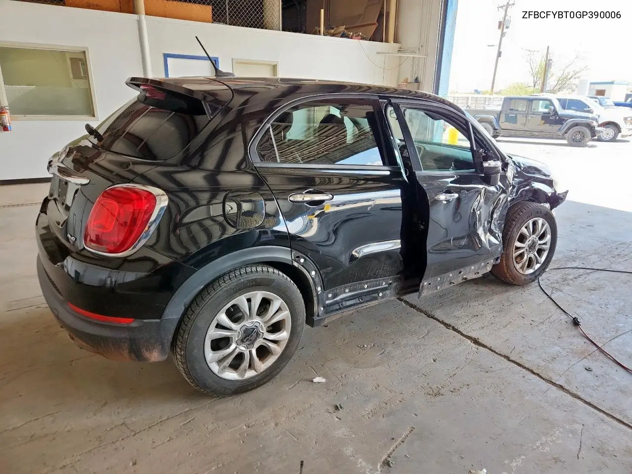 2016 Fiat 500X Easy VIN: ZFBCFYBT0GP390006 Lot: 62464895