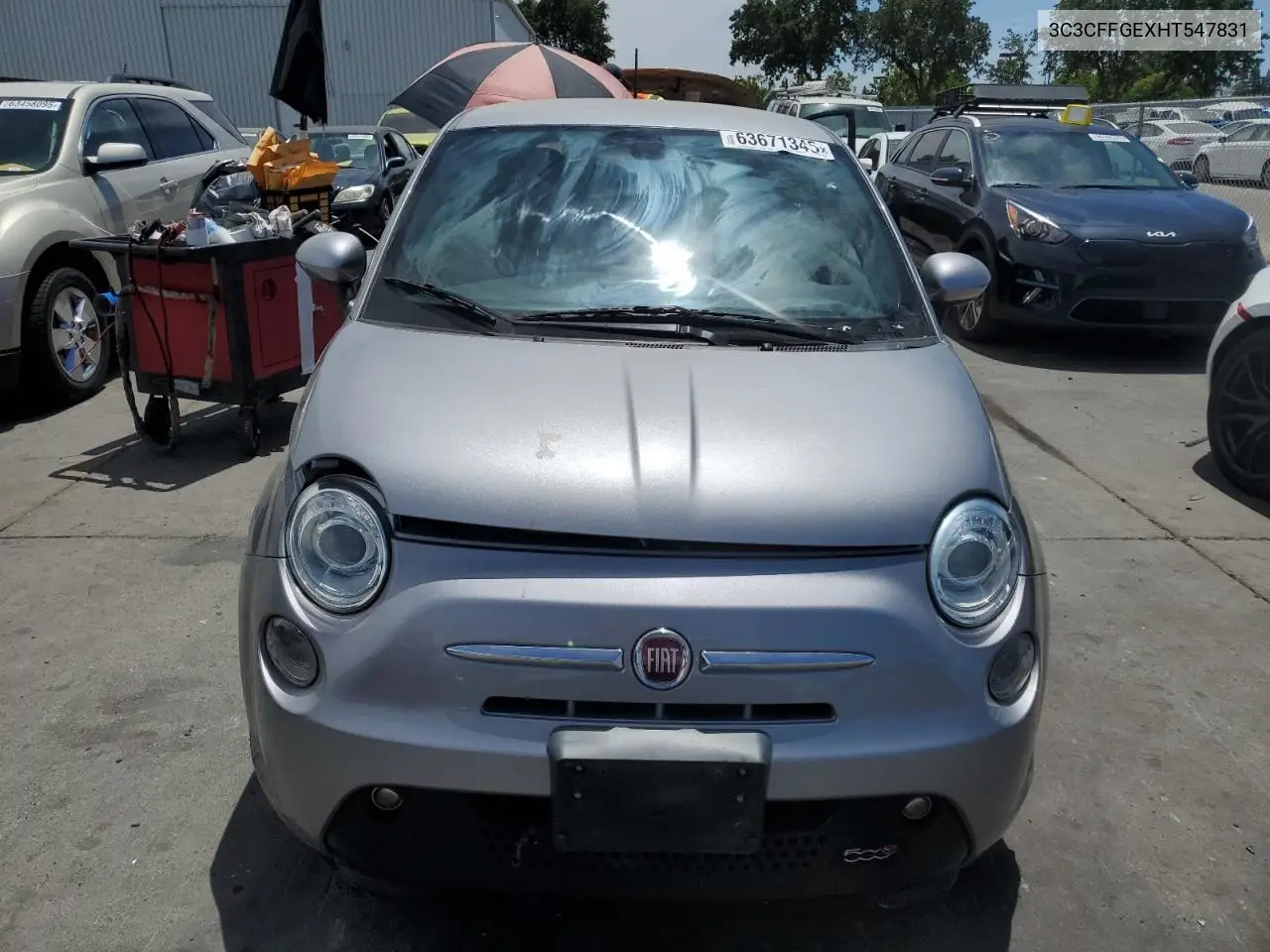 2017 Fiat 500 Electric VIN: 3C3CFFGEXHT547831 Lot: 63671345