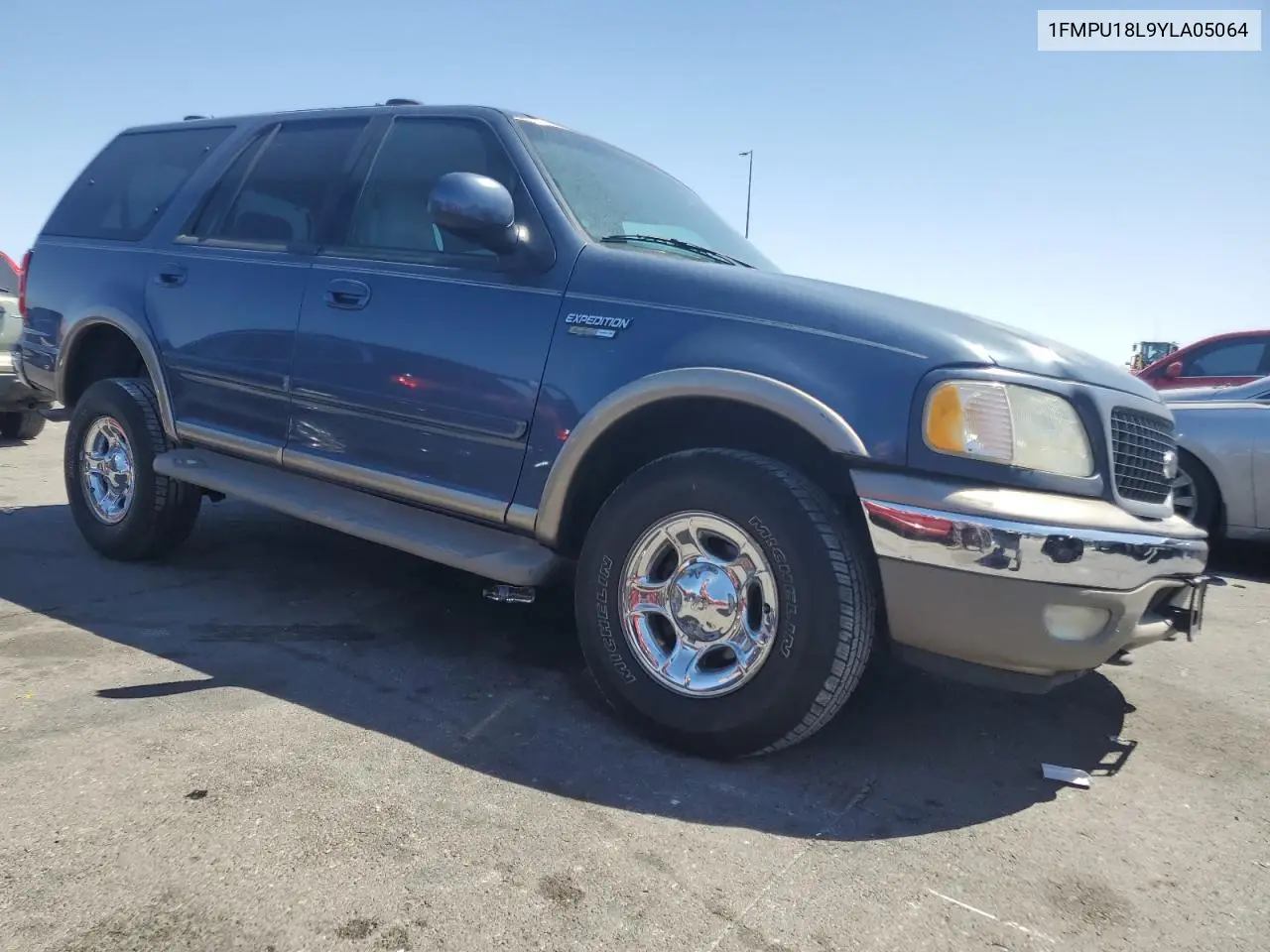 2000 Ford Expedition Eddie Bauer VIN: 1FMPU18L9YLA05064 Lot: 61040355