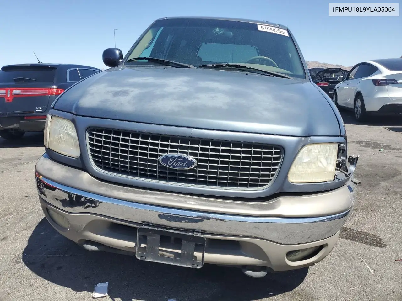2000 Ford Expedition Eddie Bauer VIN: 1FMPU18L9YLA05064 Lot: 61040355