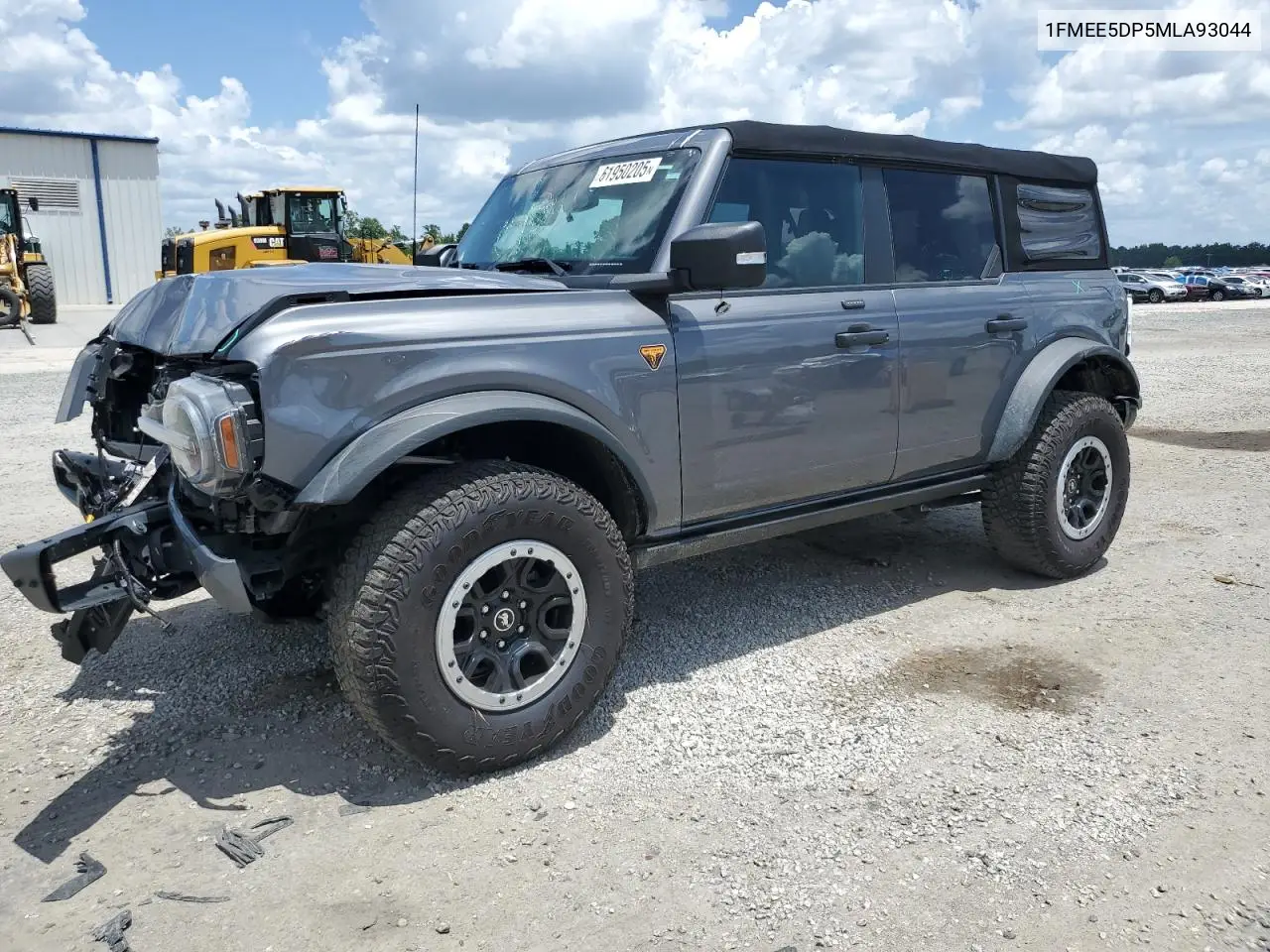 2021 Ford Bronco Base VIN: 1FMEE5DP5MLA93044 Lot: 61950205