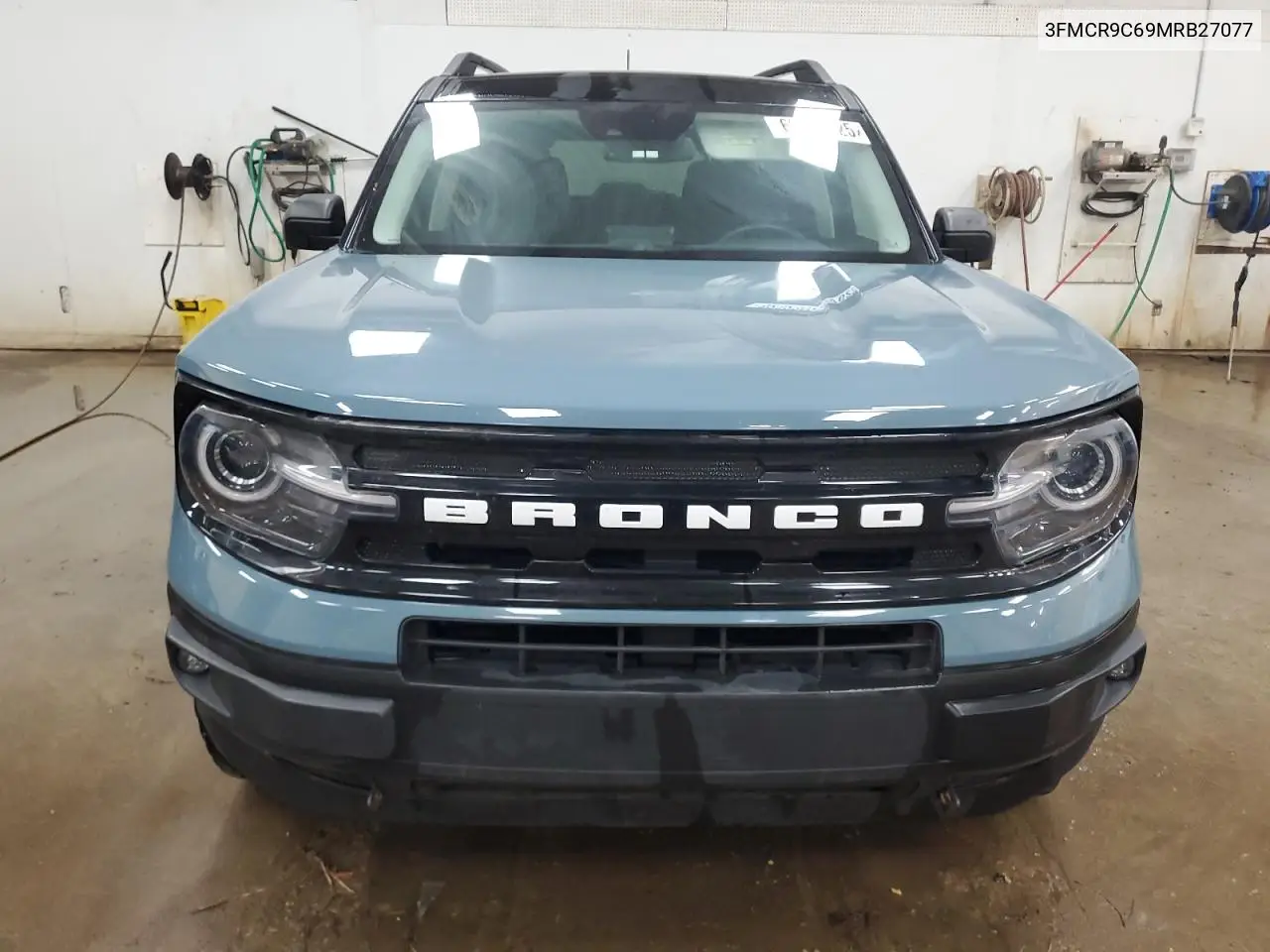 2021 Ford Bronco Sport Outer Banks VIN: 3FMCR9C69MRB27077 Lot: 62323025