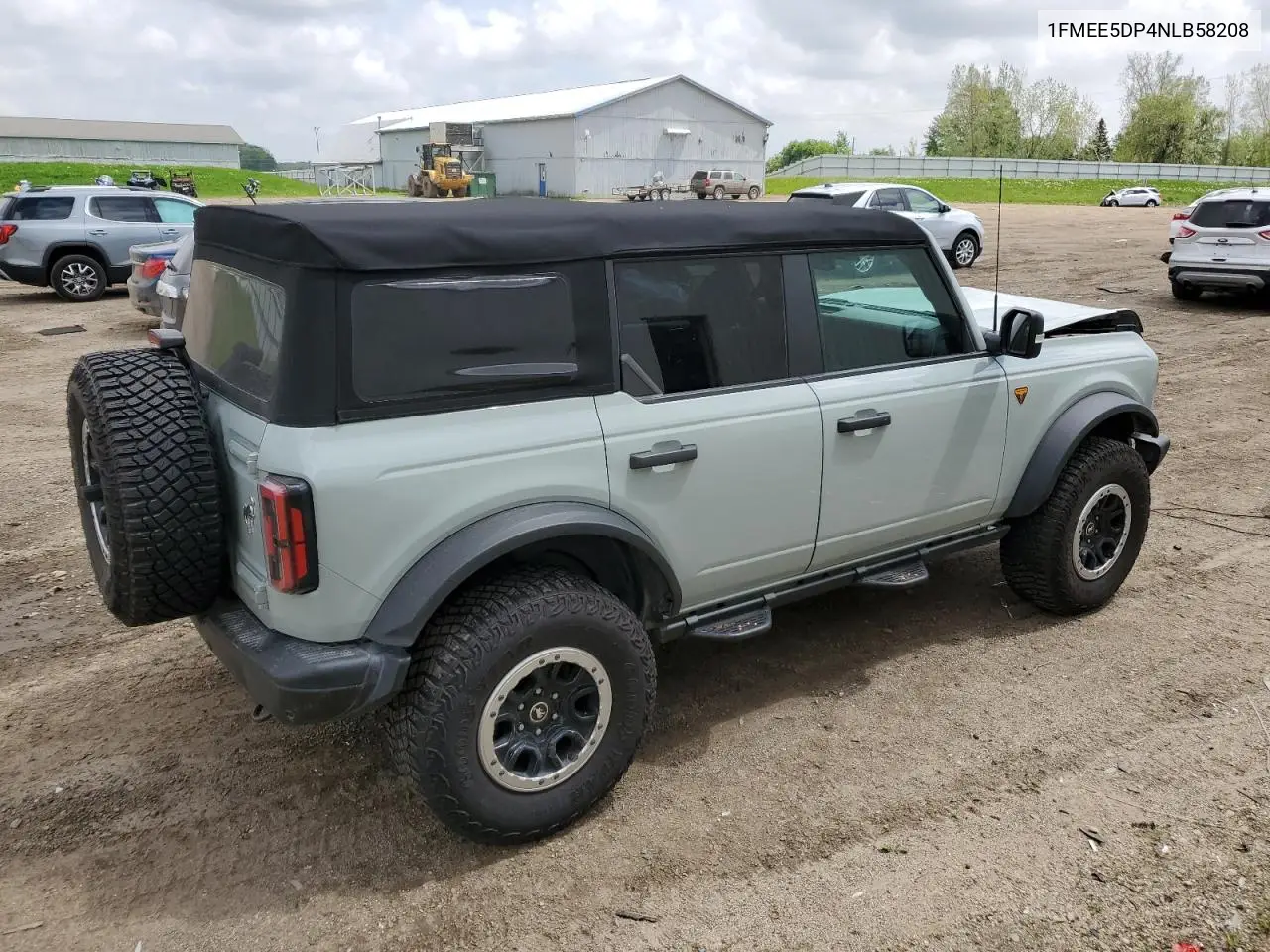 2022 Ford Bronco Base VIN: 1FMEE5DP4NLB58208 Lot: 56726435