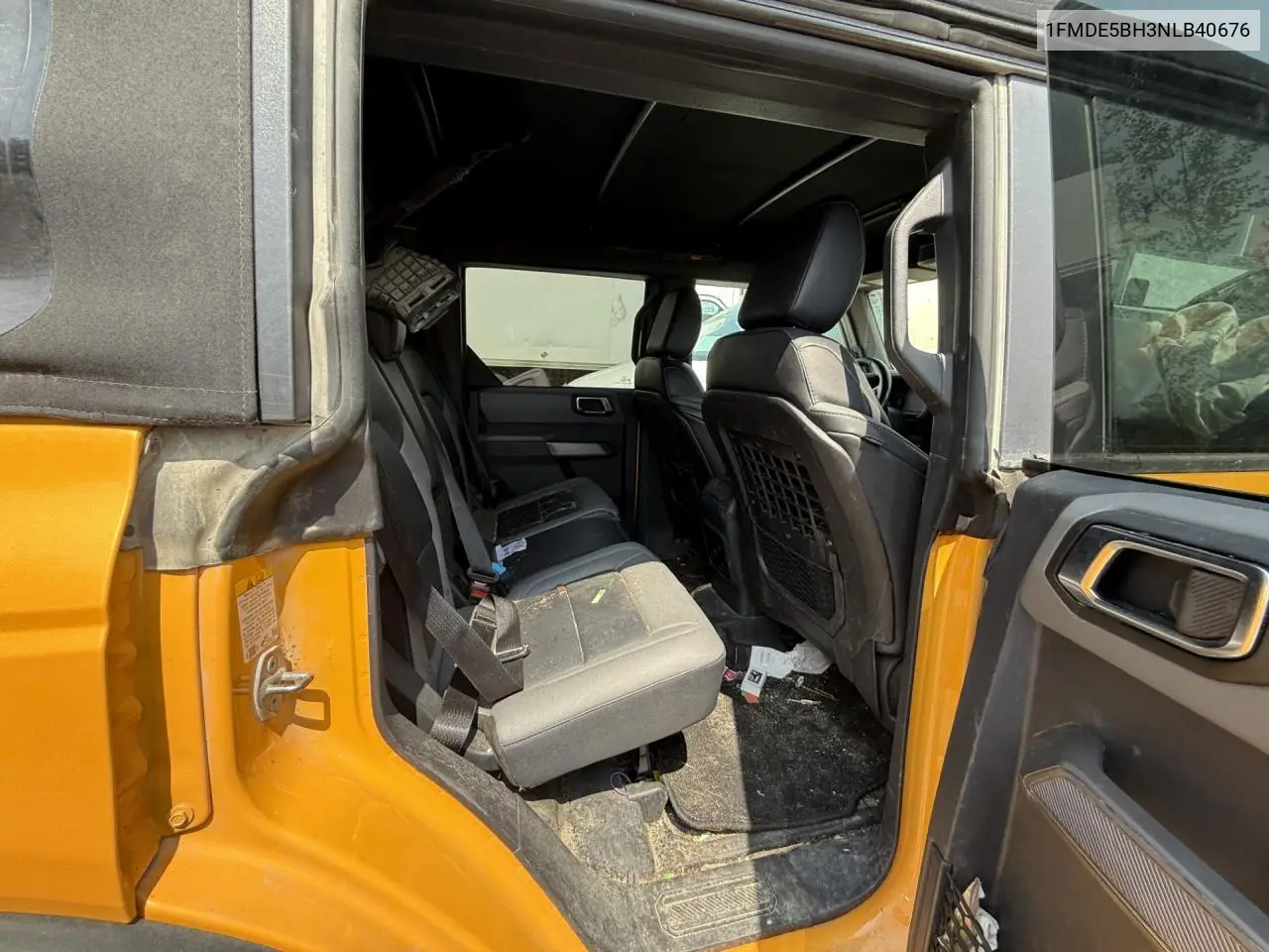 2022 Ford Bronco Base VIN: 1FMDE5BH3NLB40676 Lot: 60601755