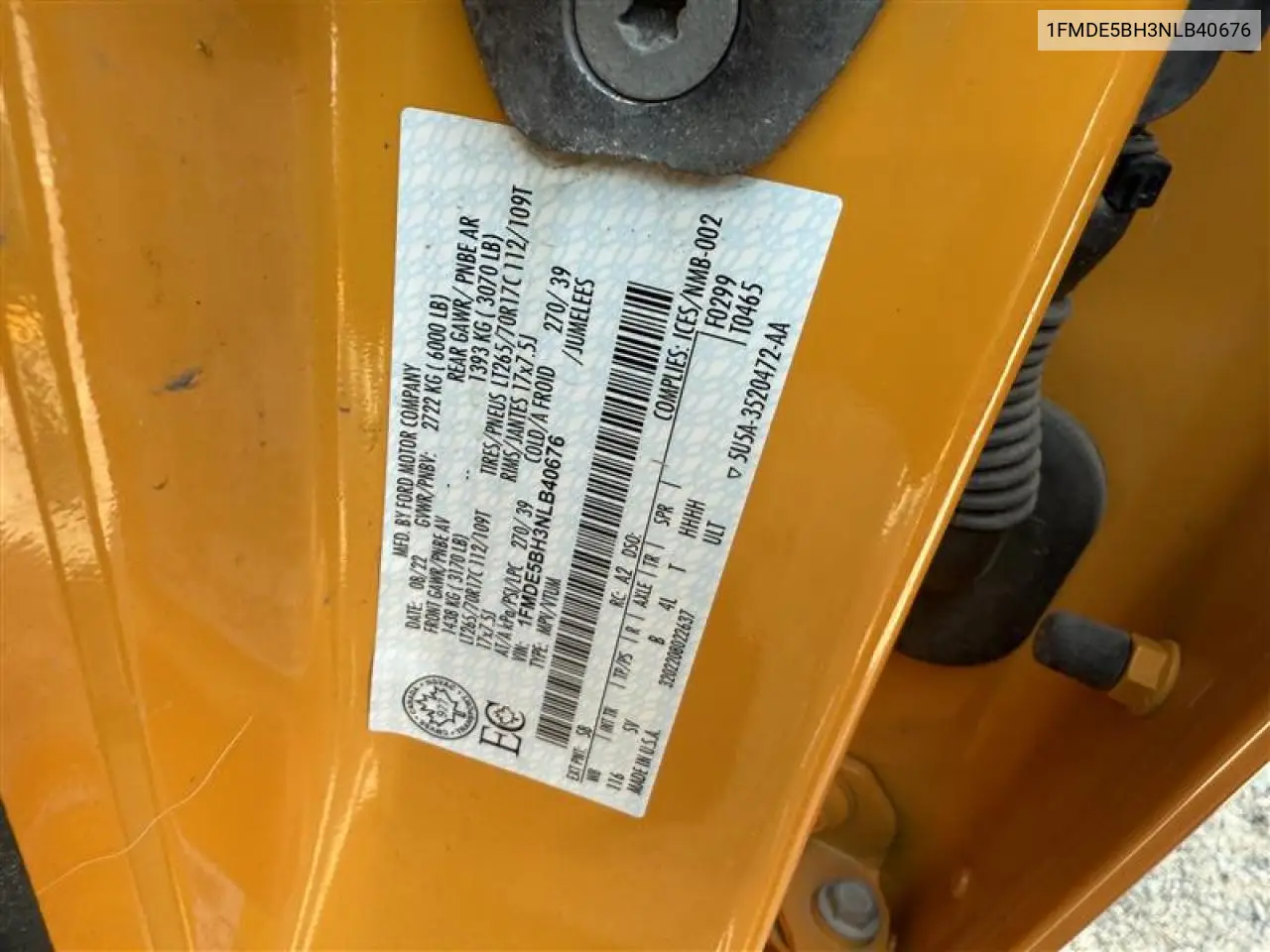 2022 Ford Bronco Base VIN: 1FMDE5BH3NLB40676 Lot: 60601755