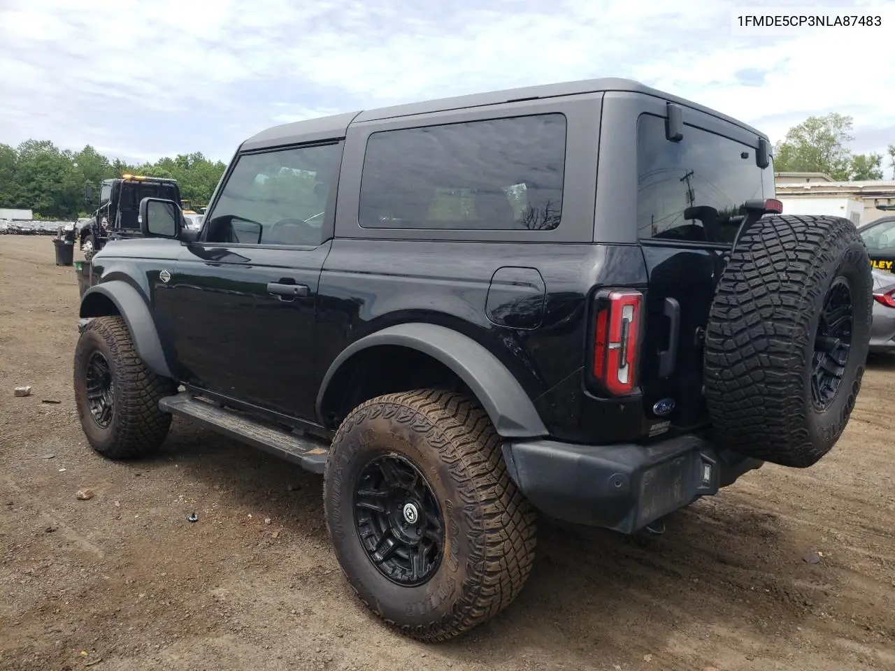 2022 Ford Bronco Base VIN: 1FMDE5CP3NLA87483 Lot: 62569185