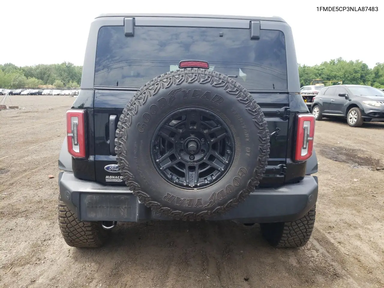 2022 Ford Bronco Base VIN: 1FMDE5CP3NLA87483 Lot: 62569185