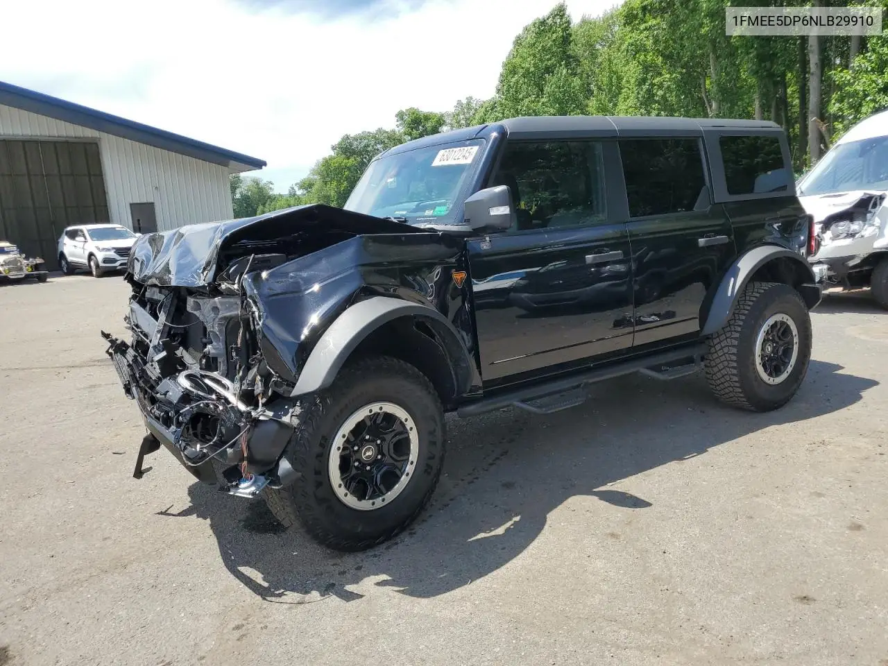 2022 Ford Bronco Base VIN: 1FMEE5DP6NLB29910 Lot: 63012245