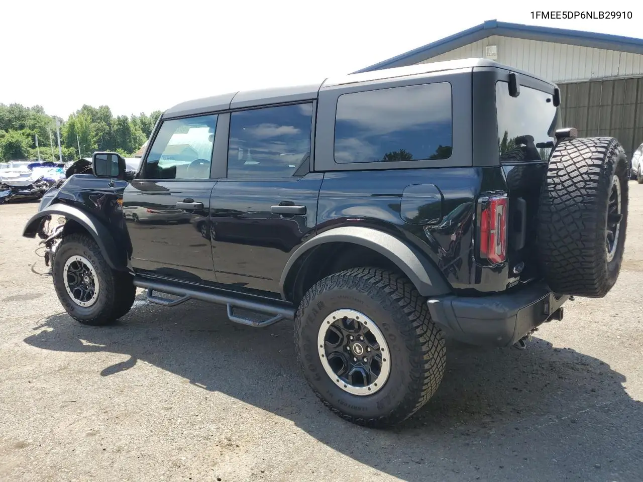 2022 Ford Bronco Base VIN: 1FMEE5DP6NLB29910 Lot: 63012245