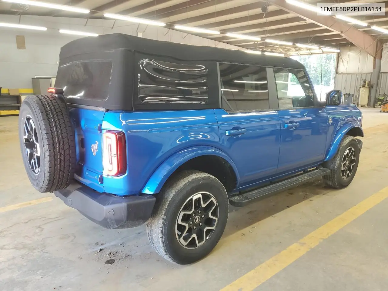 2023 Ford Bronco Base VIN: 1FMEE5DP2PLB16154 Lot: 63138085