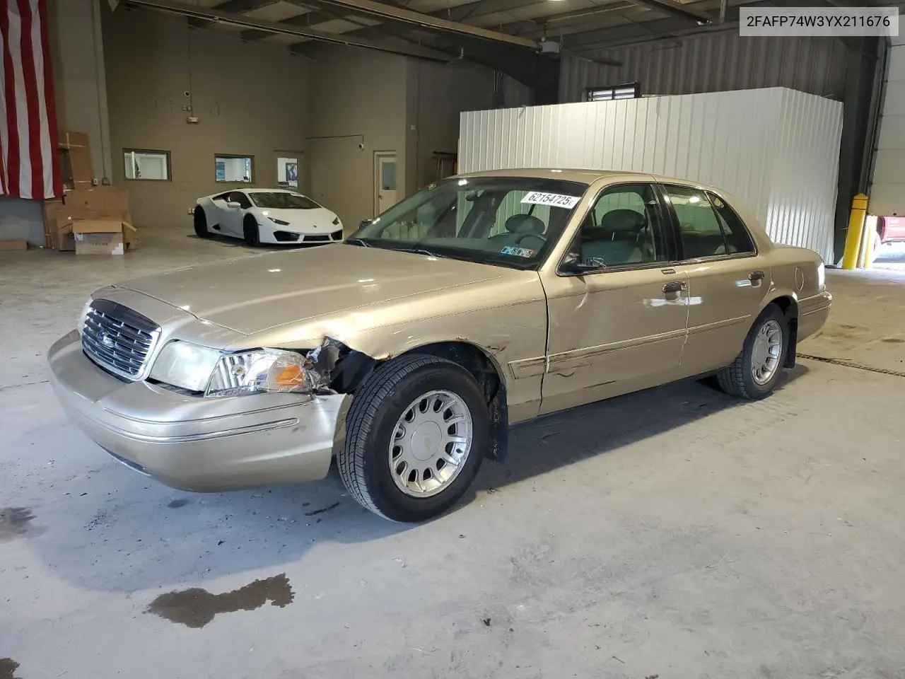 2000 Ford Crown Victoria Lx VIN: 2FAFP74W3YX211676 Lot: 62154725