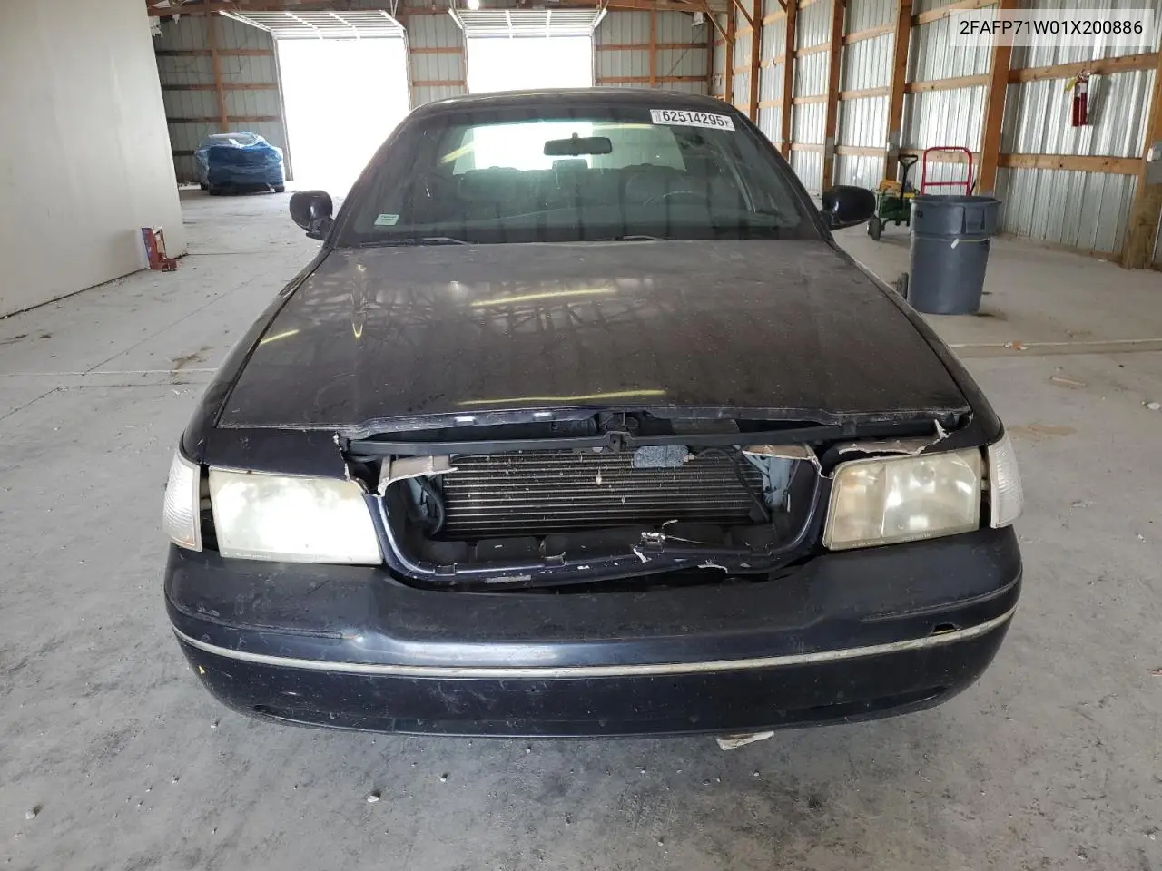 2001 Ford Crown Victoria Police Interceptor VIN: 2FAFP71W01X200886 Lot: 62514295
