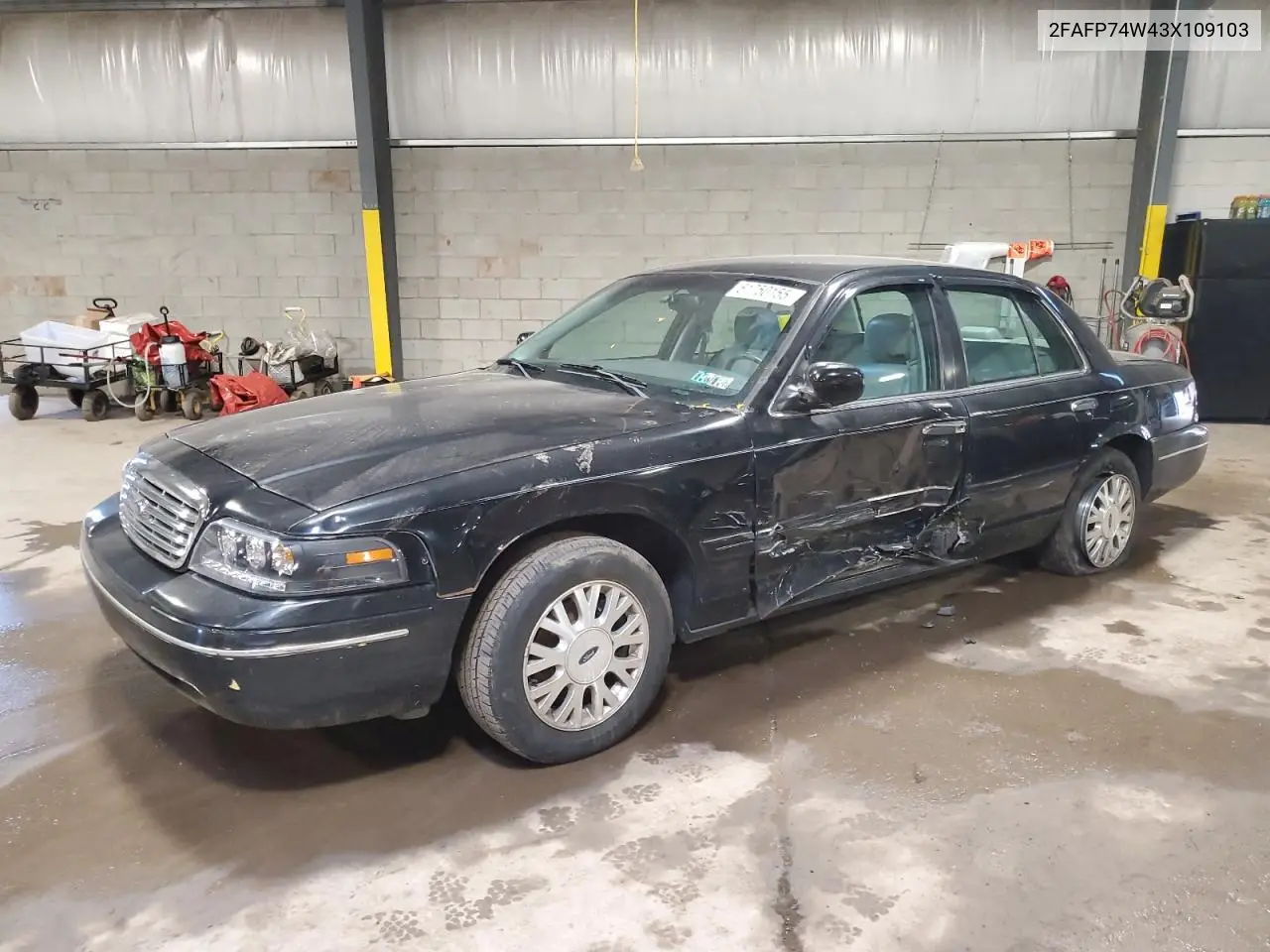 2003 Ford Crown Victoria Lx VIN: 2FAFP74W43X109103 Lot: 61750155