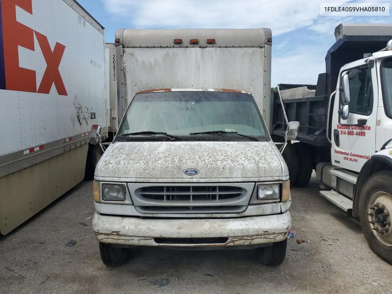 1997 Ford Econoline E450 Super Duty Cutaway Van Rv VIN: 1FDLE40S9VHA05810 Lot: 62400815