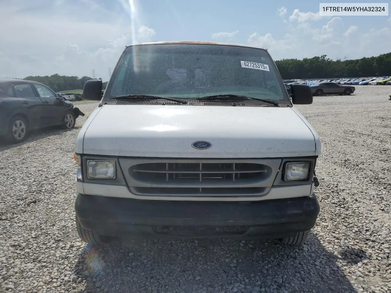 2000 Ford Econoline E150 Van VIN: 1FTRE14W5YHA32324 Lot: 62725315