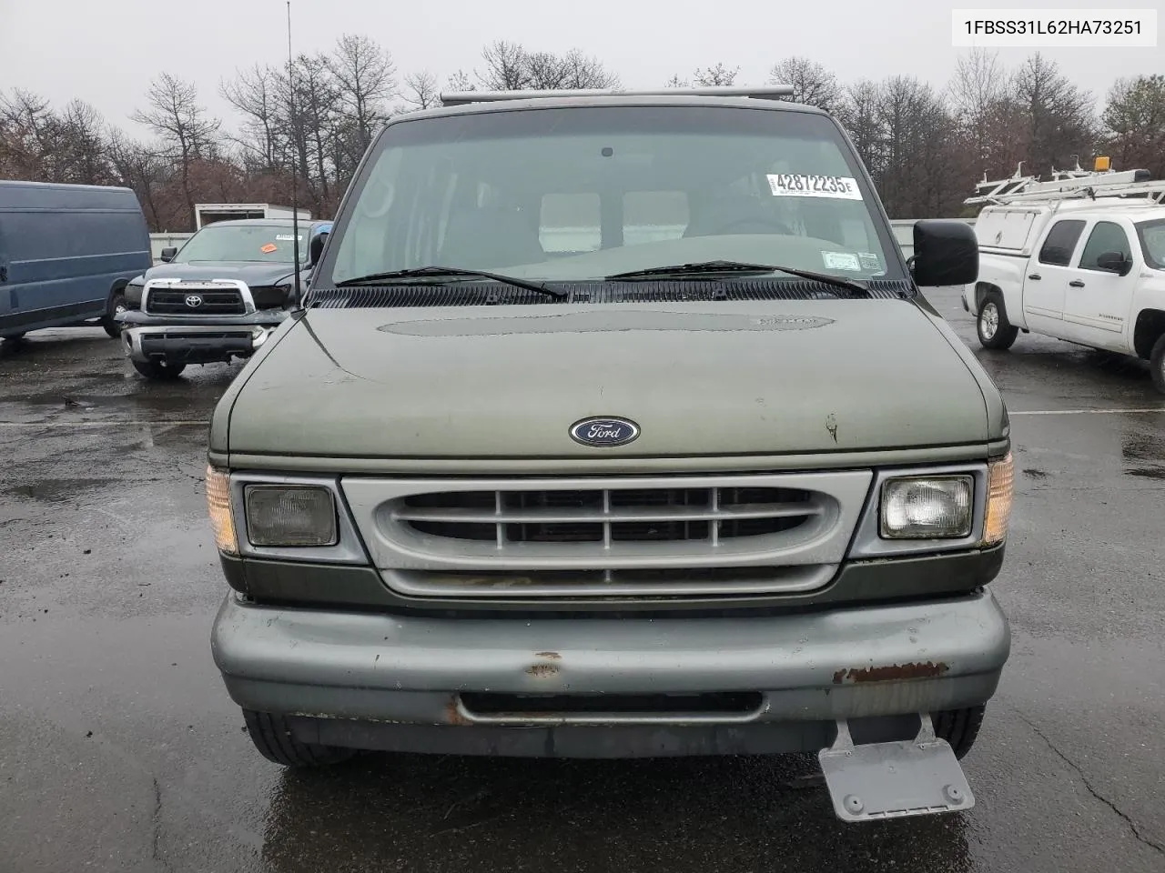 2002 Ford Econoline E350 Super Duty Wagon VIN: 1FBSS31L62HA73251 Lot: 42872235