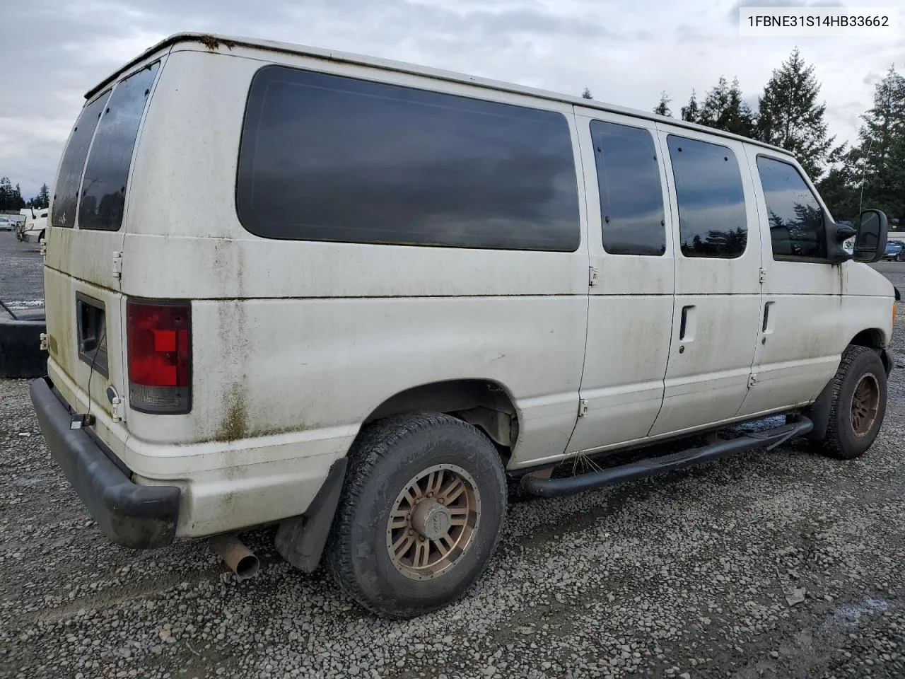 2004 Ford Econoline E350 Super Duty Wagon VIN: 1FBNE31S14HB33662 Lot: 43528915