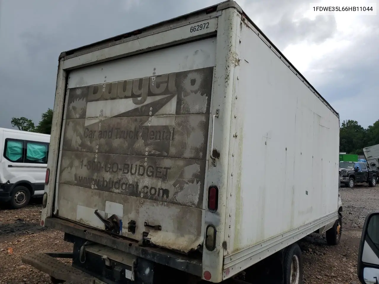 2006 Ford Econoline E350 Super Duty Cutaway Van VIN: 1FDWE35L66HB11044 Lot: 56570275