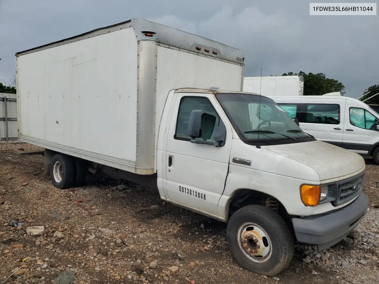 2006 Ford Econoline E350 Super Duty Cutaway Van VIN: 1FDWE35L66HB11044 Lot: 56570275