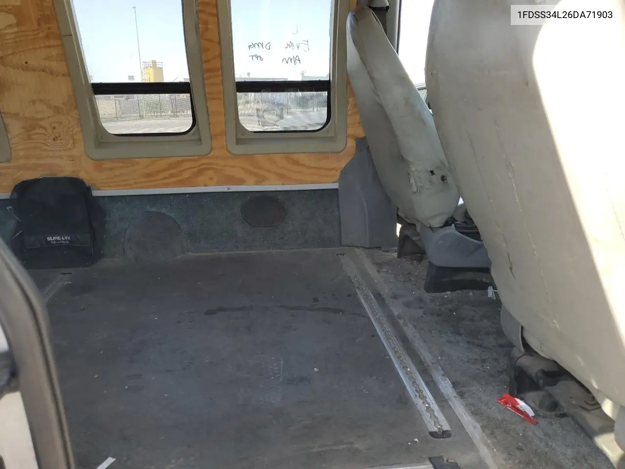 2006 Ford Econoline E350 Super Duty Van VIN: 1FDSS34L26DA71903 Lot: 62395145