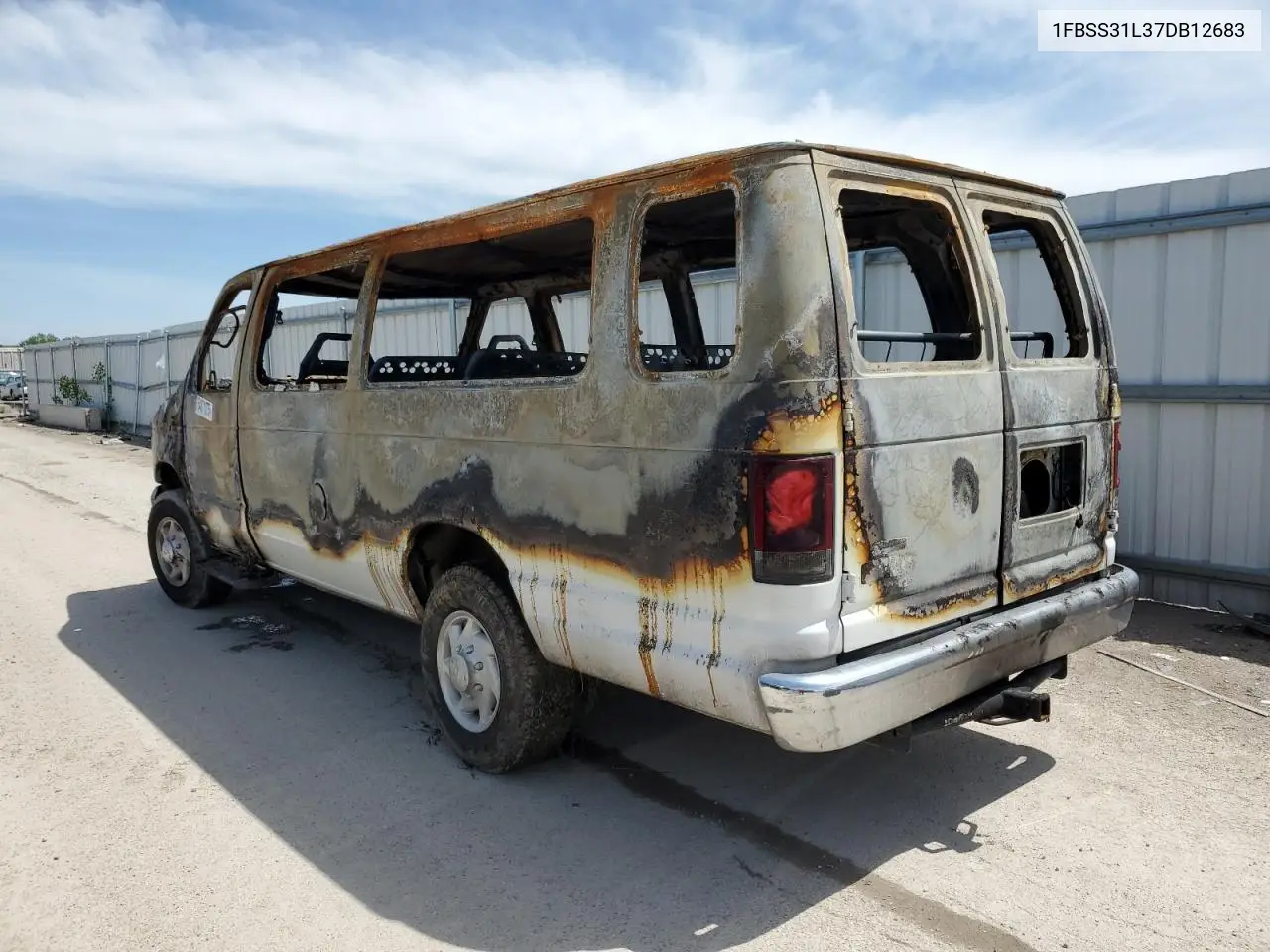 2007 Ford Econoline E350 Super Duty Wagon VIN: 1FBSS31L37DB12683 Lot: 54871275