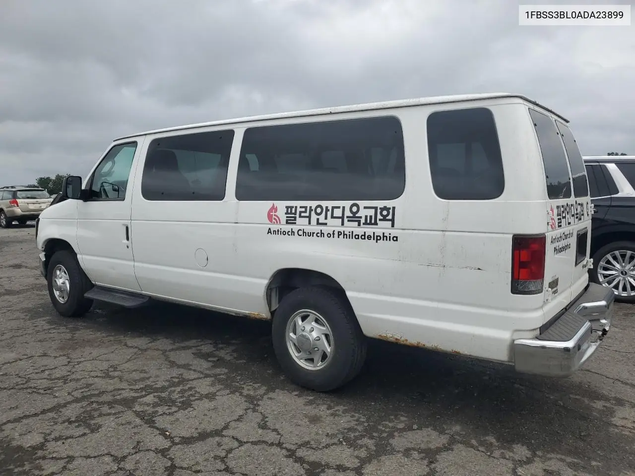2010 Ford Econoline E350 Super Duty Wagon VIN: 1FBSS3BL0ADA23899 Lot: 62390955