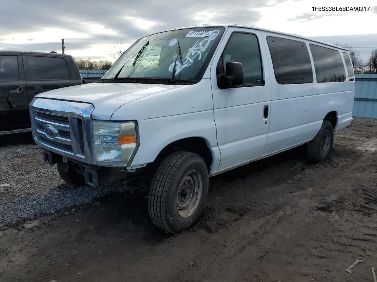 2011 Ford Econoline E350 Super Duty Wagon VIN: 1FBSS3BL6BDA90217 Lot: 43272975