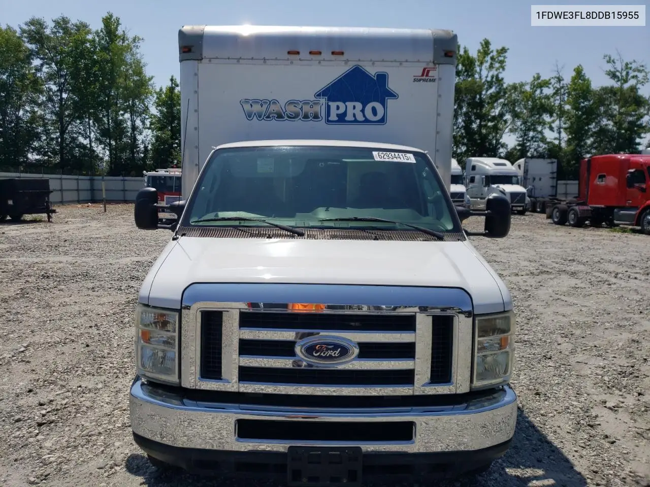 2013 Ford Econoline E350 Super Duty Cutaway Van VIN: 1FDWE3FL8DDB15955 Lot: 62934415