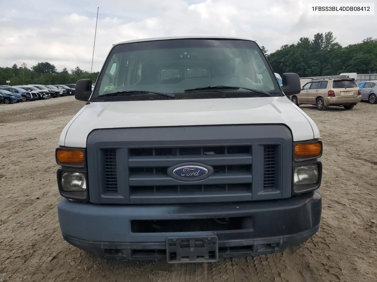 2013 Ford Econoline E350 Super Duty Wagon VIN: 1FBSS3BL4DDB08412 Lot: 63999845