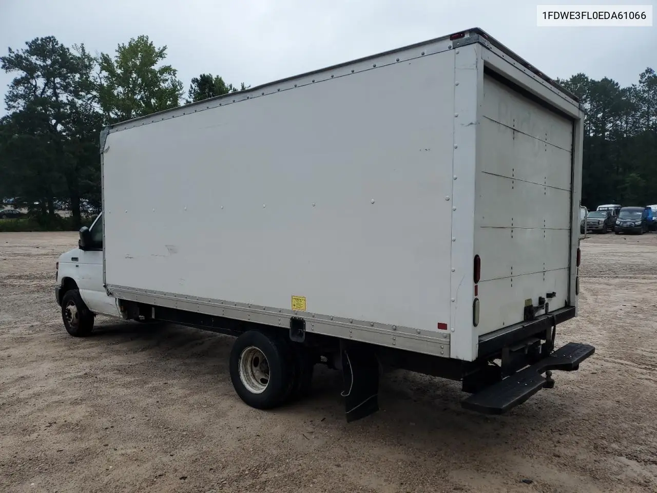 2014 Ford Econoline E350 Super Duty Cutaway Van VIN: 1FDWE3FL0EDA61066 Lot: 62470265