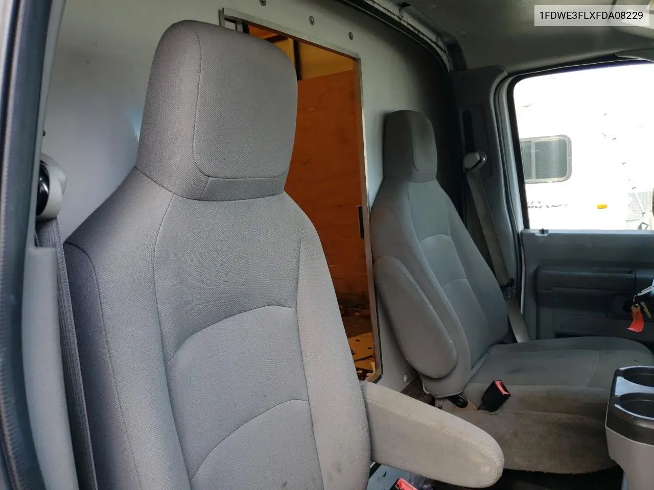 2015 Ford Econoline E350 Super Duty Cutaway Van VIN: 1FDWE3FLXFDA08229 Lot: 63508655