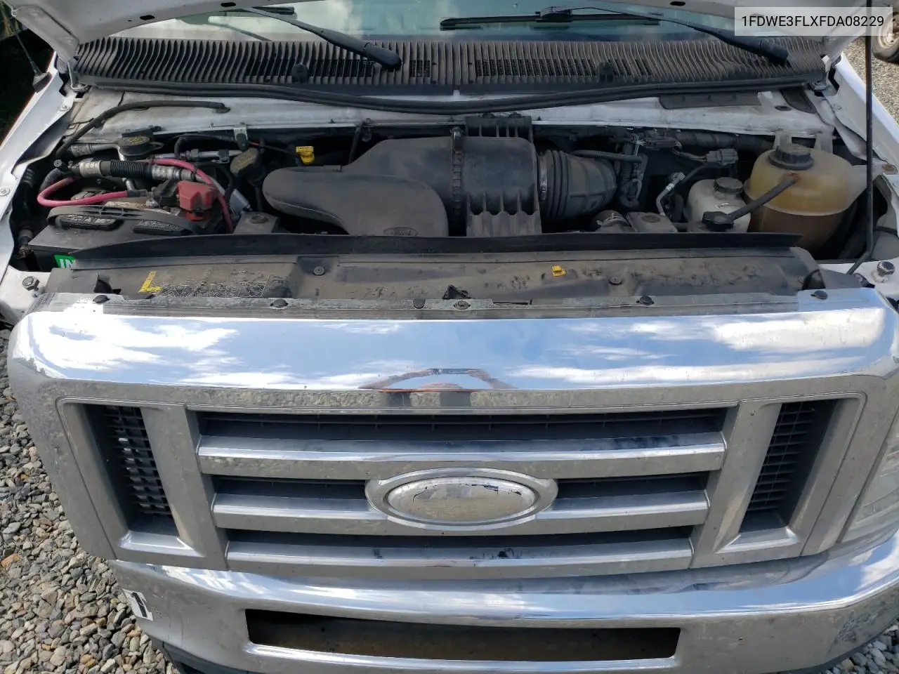 2015 Ford Econoline E350 Super Duty Cutaway Van VIN: 1FDWE3FLXFDA08229 Lot: 63508655