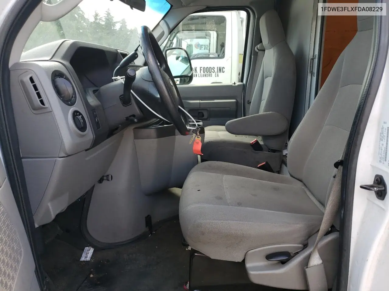 2015 Ford Econoline E350 Super Duty Cutaway Van VIN: 1FDWE3FLXFDA08229 Lot: 63508655