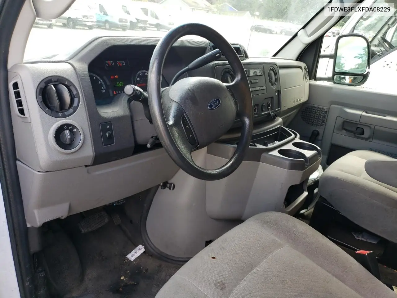 2015 Ford Econoline E350 Super Duty Cutaway Van VIN: 1FDWE3FLXFDA08229 Lot: 63508655