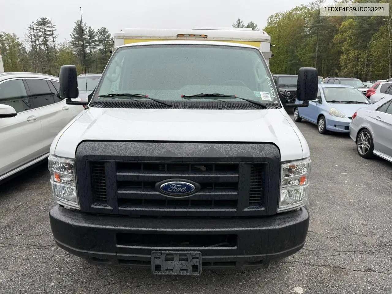 2018 Ford Econoline E450 Super Duty Cutaway Van VIN: 1FDXE4FS9JDC33221 Lot: 56857655