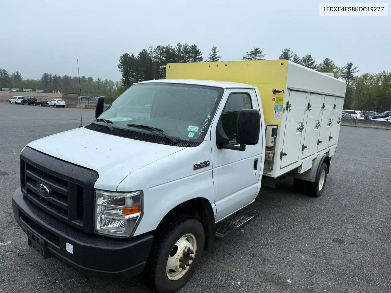 2019 Ford Econoline E450 Super Duty Cutaway Van VIN: 1FDXE4FS8KDC19277 Lot: 56847115