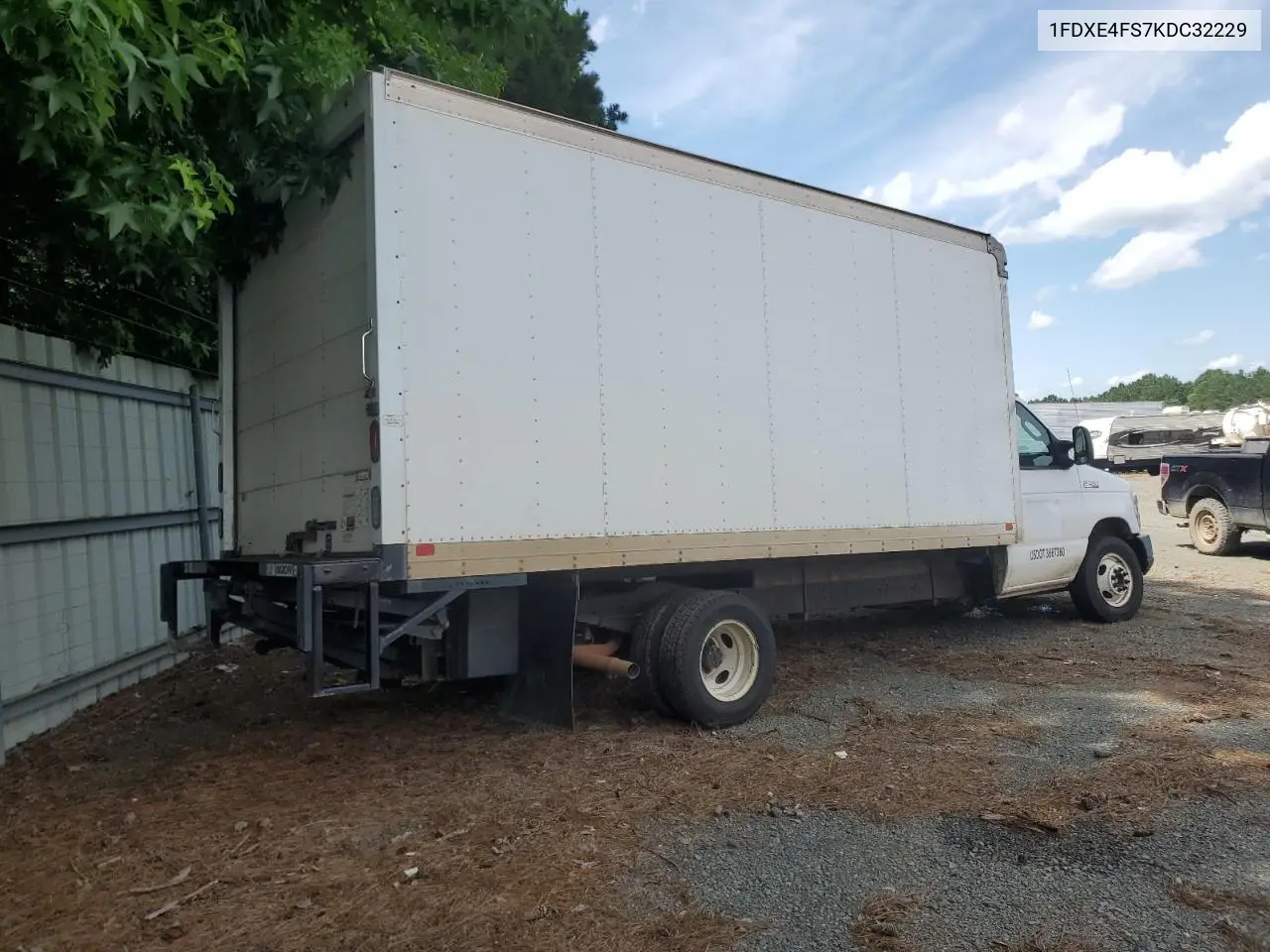 2019 Ford Econoline E450 Super Duty Cutaway Van VIN: 1FDXE4FS7KDC32229 Lot: 60722735