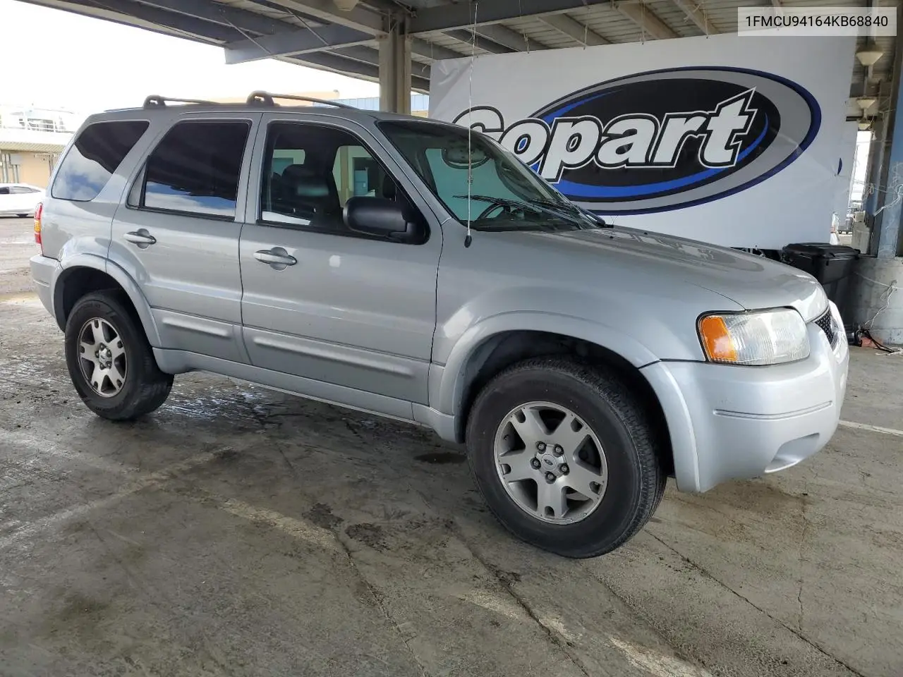 2004 Ford Escape Limited VIN: 1FMCU94164KB68840 Lot: 56626065
